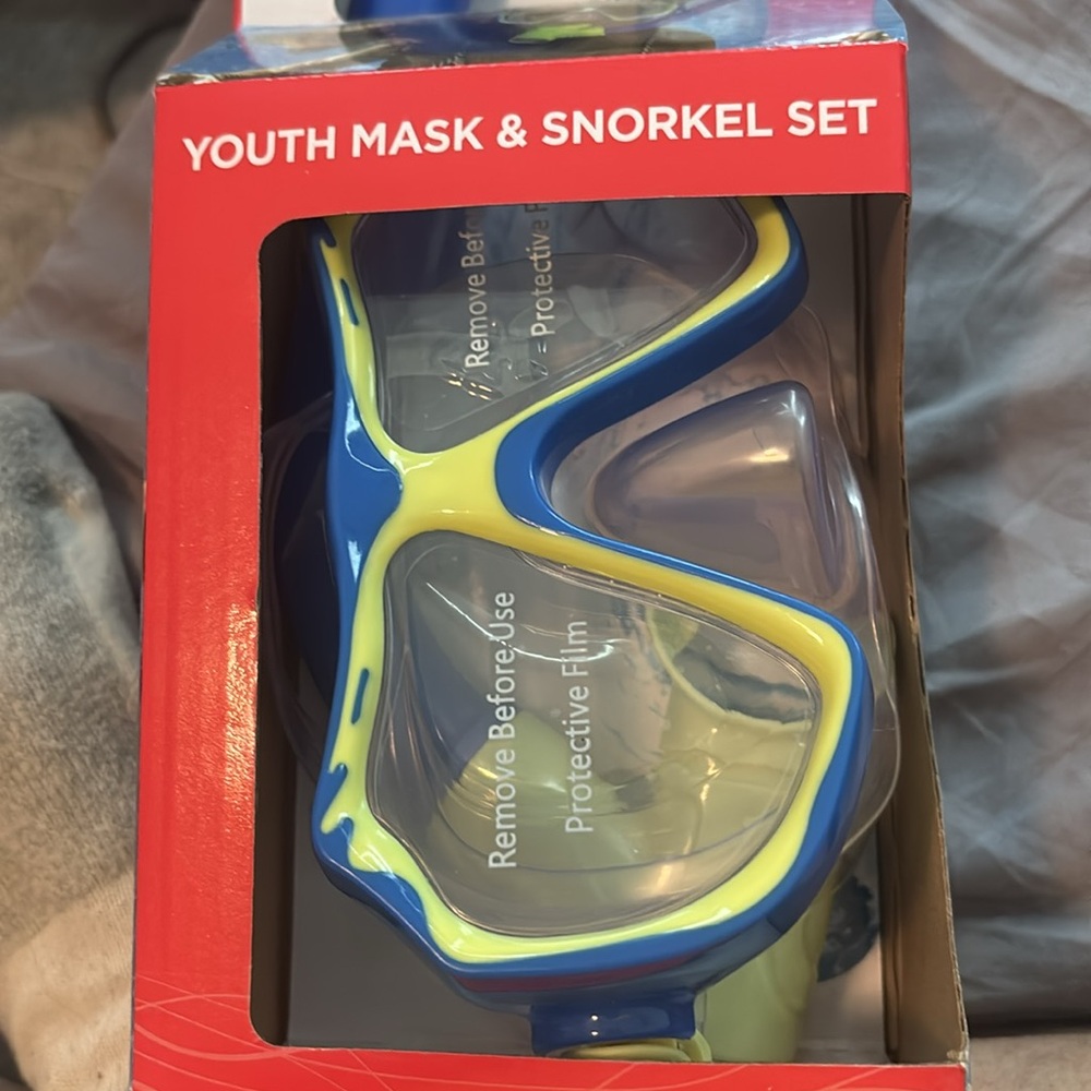 Face mask for youth 6 plus. New
